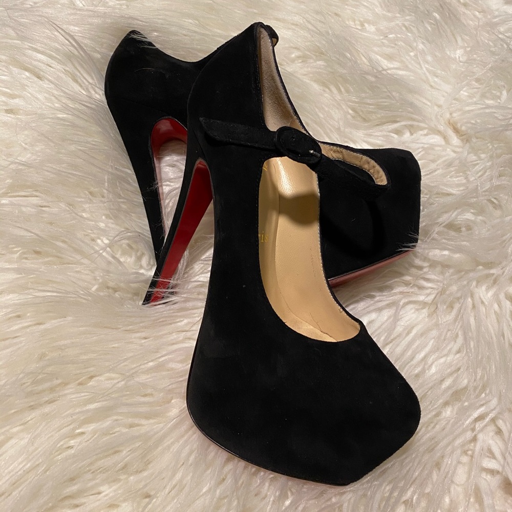 Christian Louboutin (Lady Daf ) platform shoes